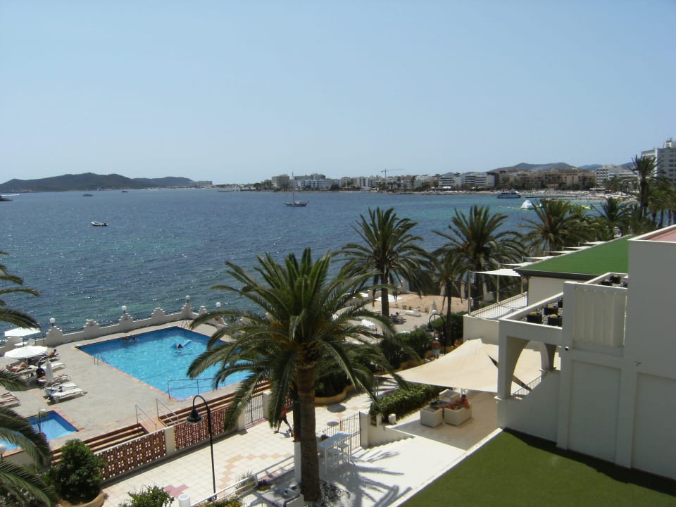 Bick vom Balkon (Pool & Figueretas) BG Hotel Nautico Ebeso