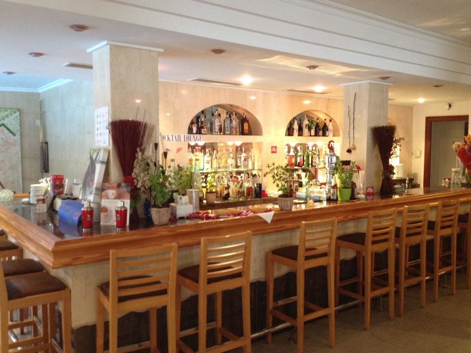 Tresen mit Hocker Flacalco Hotel & Apartments