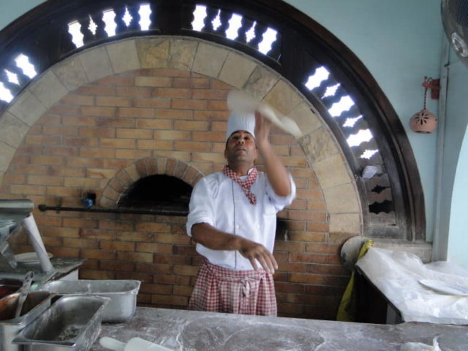 Der Pizzabäcker Arabia Azur Resort