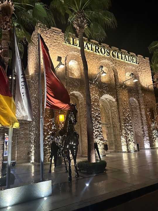 Außenansicht Pickalbatros Citadel Resort