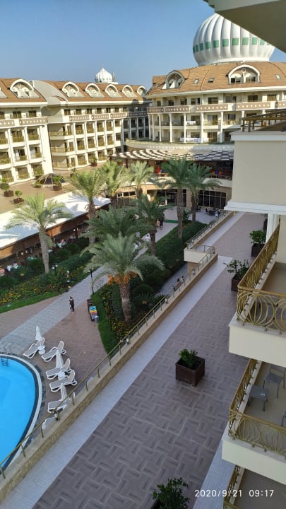 Außenansicht Kirman Belazur Resort & Spa
