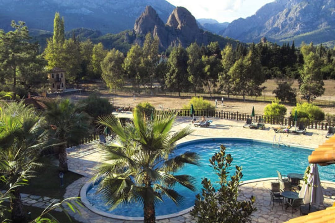 Общий вид Hotel Berke Ranch & Nature