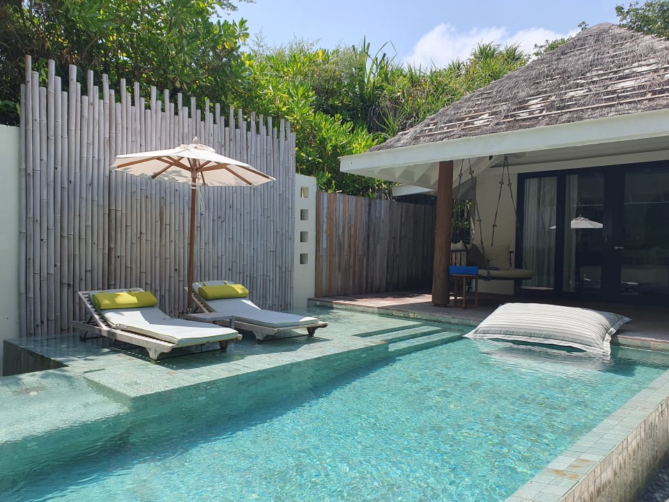 Pool Anantara Kihavah Villas