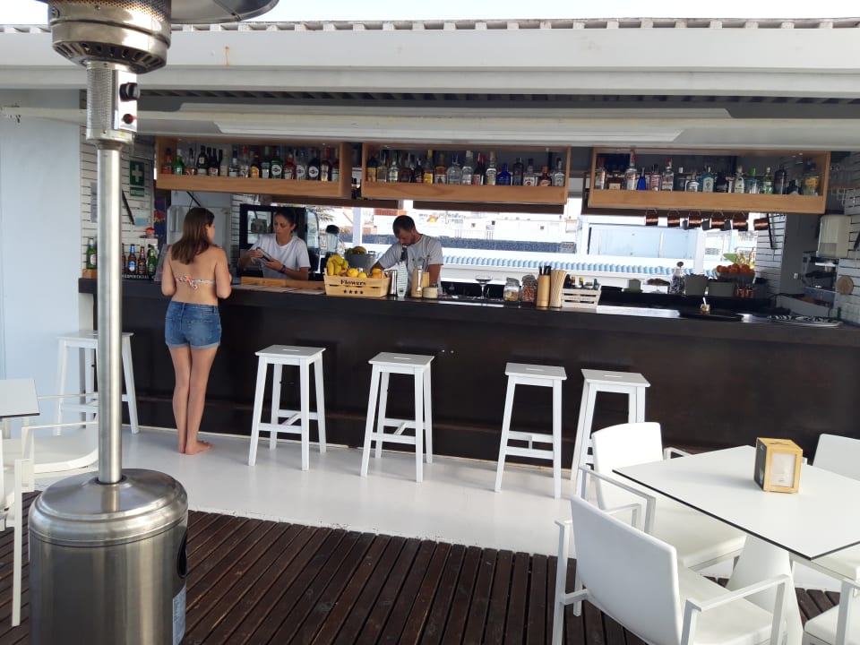 Gastro Bristol Sunset Beach - Holiday Apartments