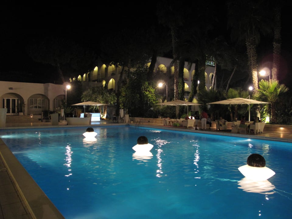Poolanlage Hotel Cerere