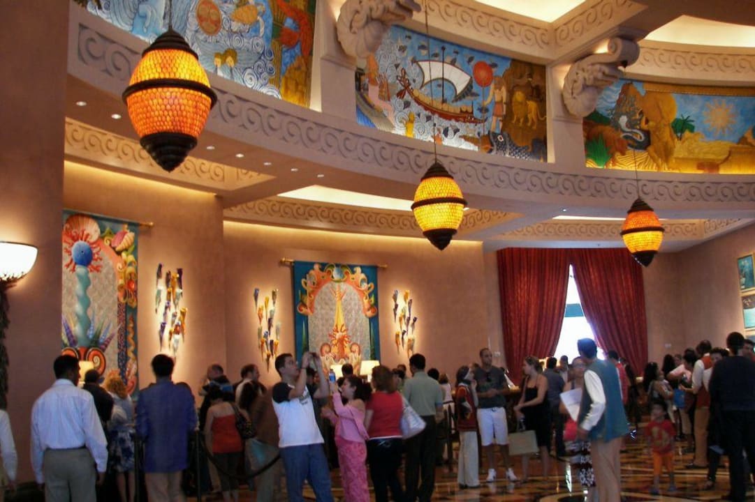 in der Lobby Atlantis, The Palm