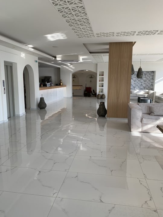 Lobby Vasia Boulevard Hotel