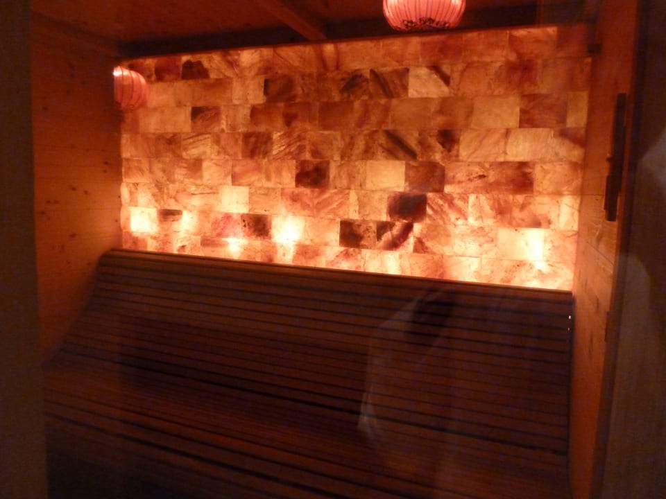 Sauna mit Salzsteinen Hotel Sonnenhof