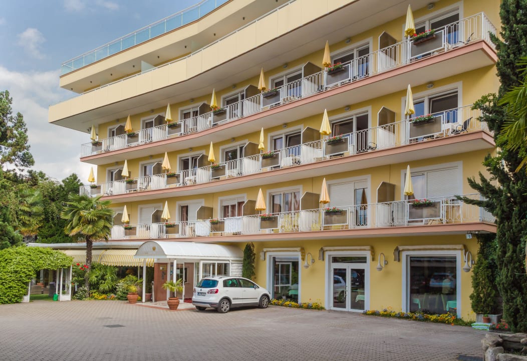 Hotelfront Hotel Anatol