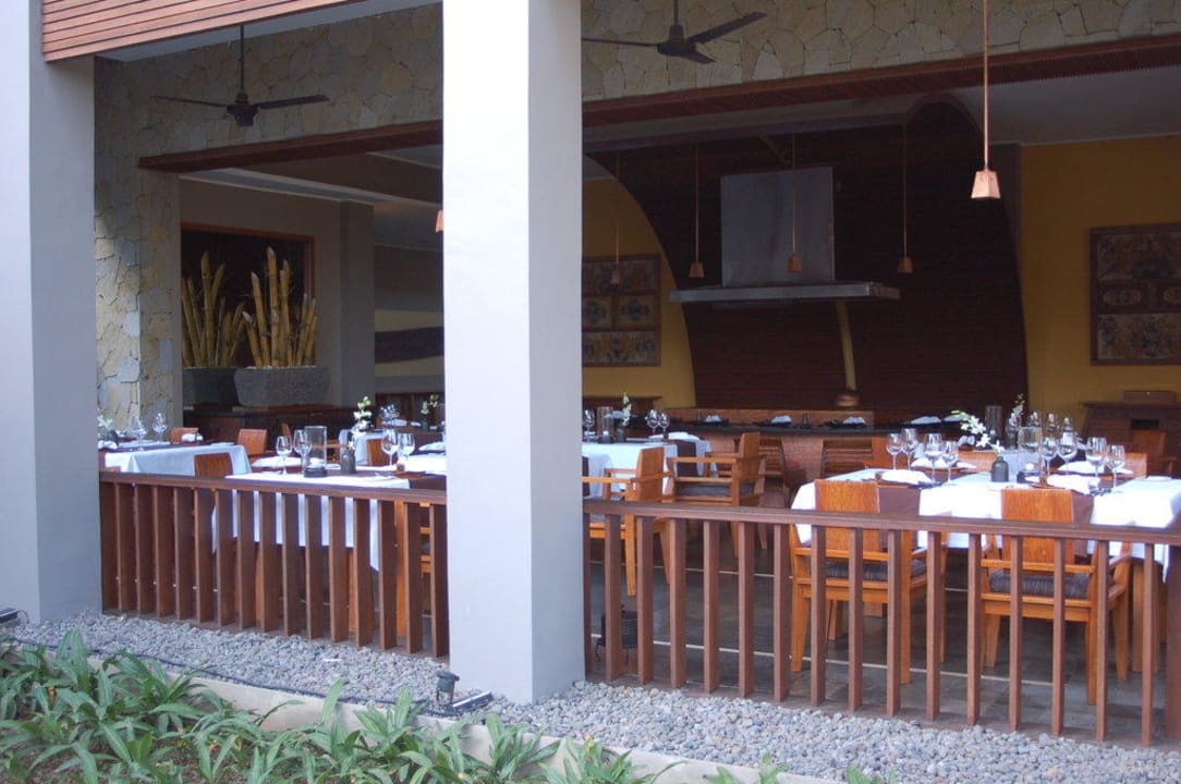 Lecker essen Maya Ubud Resort & Spa Bali