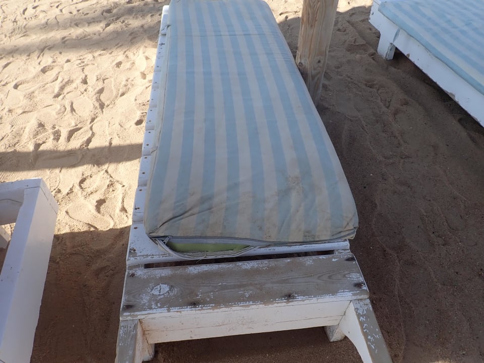 Strand Palm Beach Resort