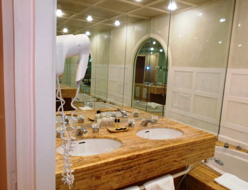 Zimmer Hotel de France