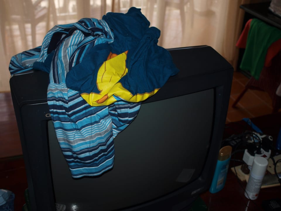 Zimmermädchen räumen auf Vik Hotel Arena Blanca & Cayena Beach