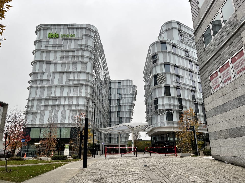 Außenansicht ibis Styles Paris CDG Airport Roissy