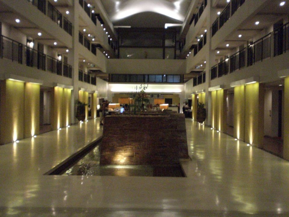Rezeption DoubleTree by Hilton Phuket Banthai Resort