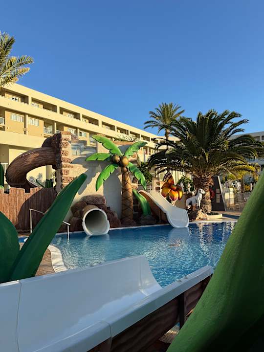 Pool Iberostar Waves Gaviotas Park