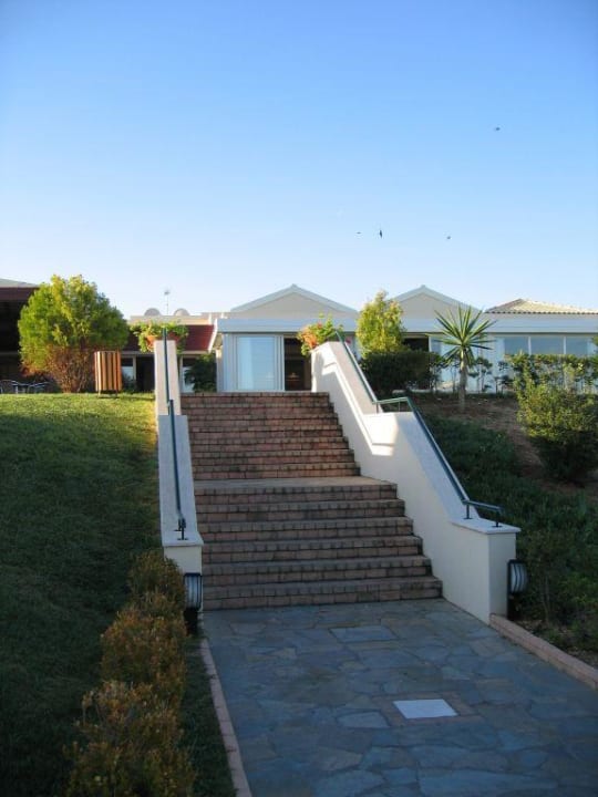 Treppe zum Hotel-Restaurant Hotel Mareblue Beach