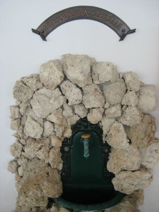 Brunnen im Hotel Almwellness-Resort Tuffbad