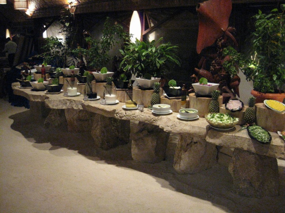 Das Salatbuffet Thulhagiri Island Resort