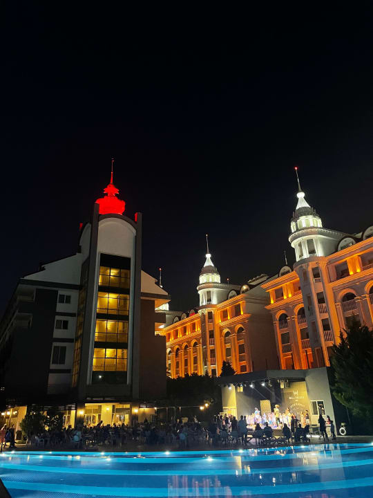 Außenansicht Well Palace Side