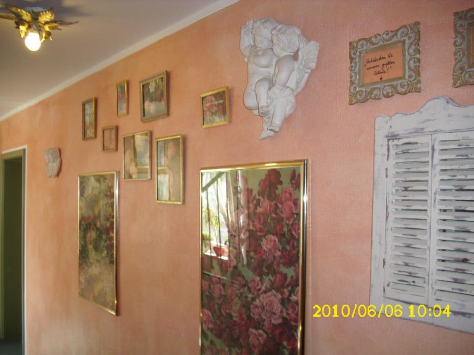 Flur mit traumhafter Dekoration Hotel Monaco