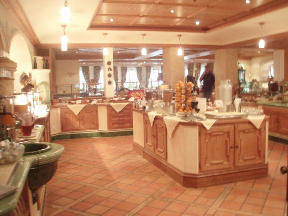 Büffetbereich Hotel Alpin Spa Tuxerhof