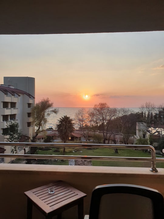 Zimmer Melas Resort Hotel