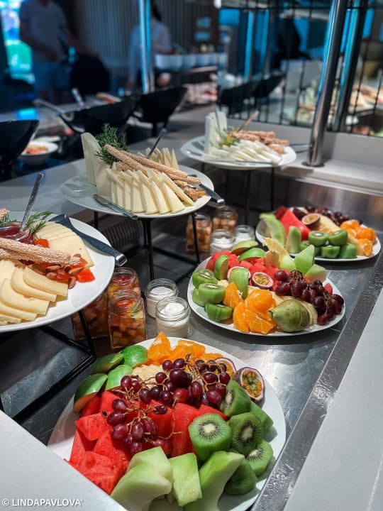 Gastro Avra Imperial Hotel