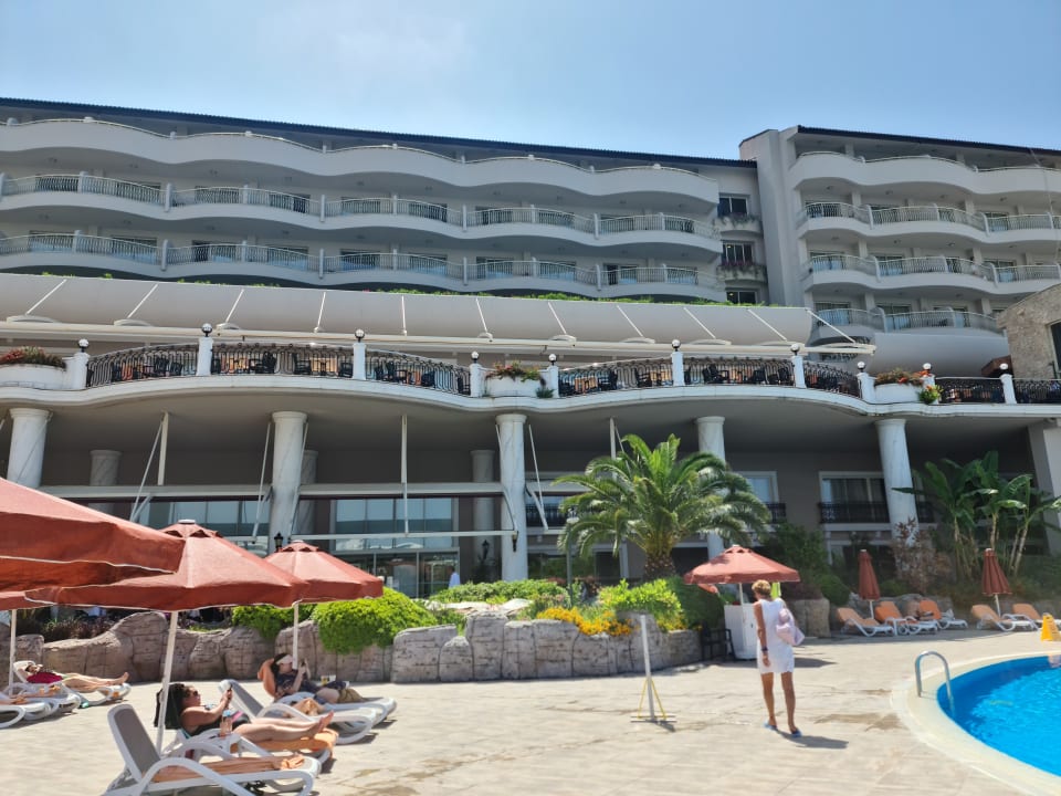 Außenansicht Starlight Resort Hotel