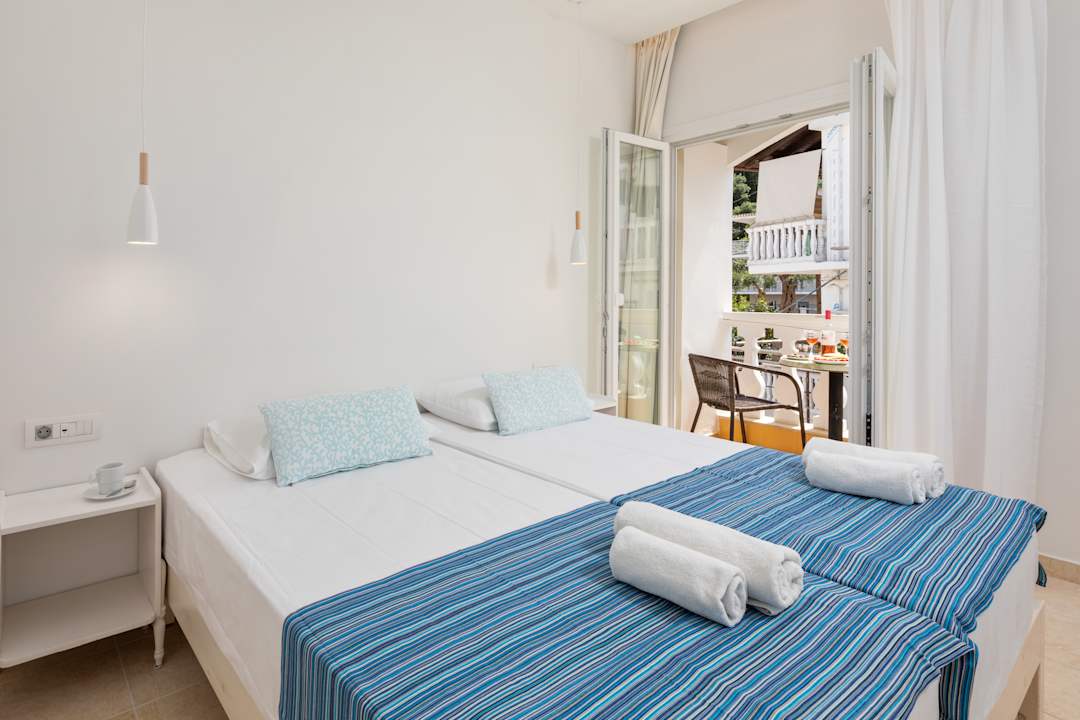 Zimmer Bella Vista hotel and studios