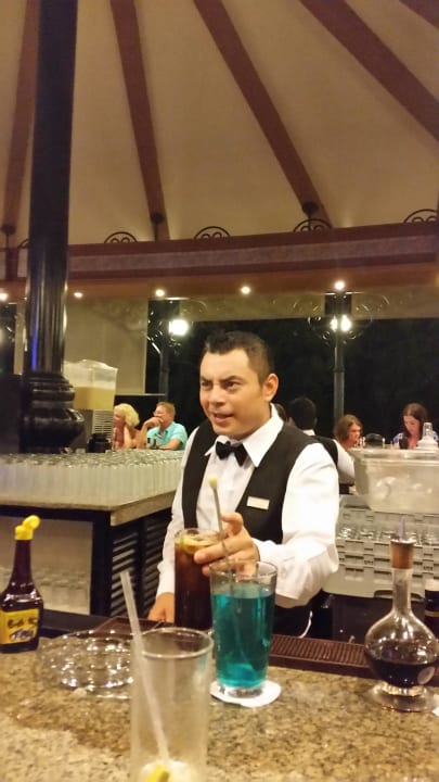 Die Jungs waren immer gut drauf Hotel Riu Tequila