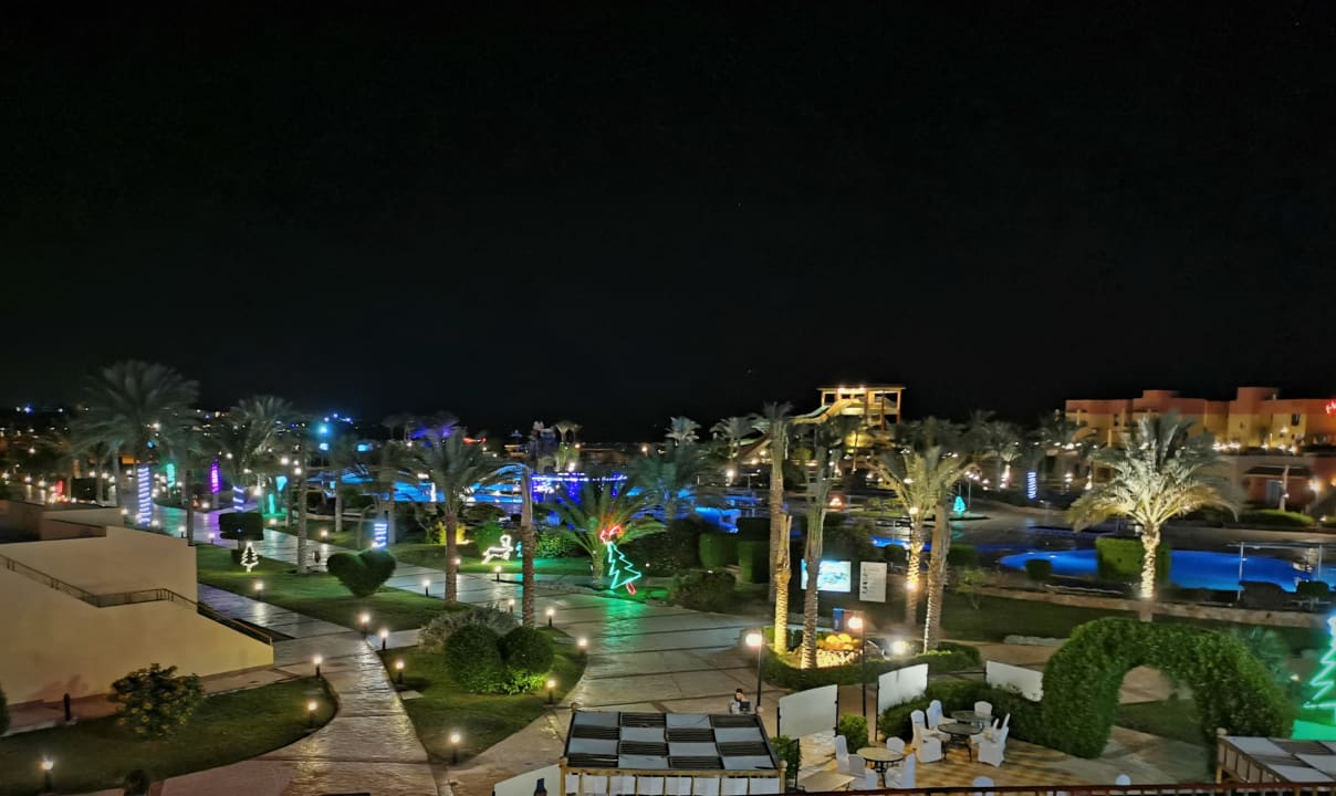 Außenansicht Malikia Resort Abu Dabbab