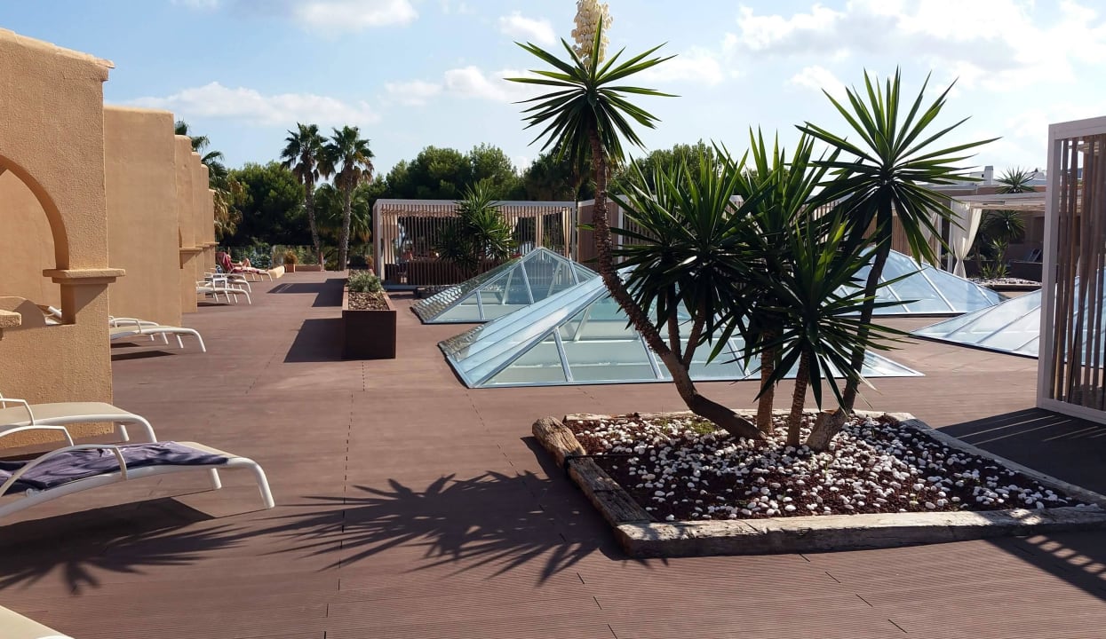 Ruheterrasse oberhalb vom Pool Grupotel Santa Eularia & Spa - Adults only