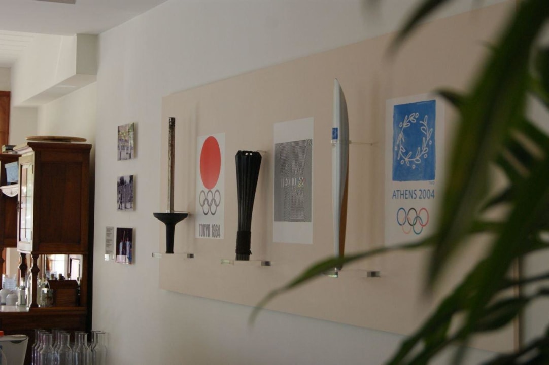 The torches Hotel Pelops