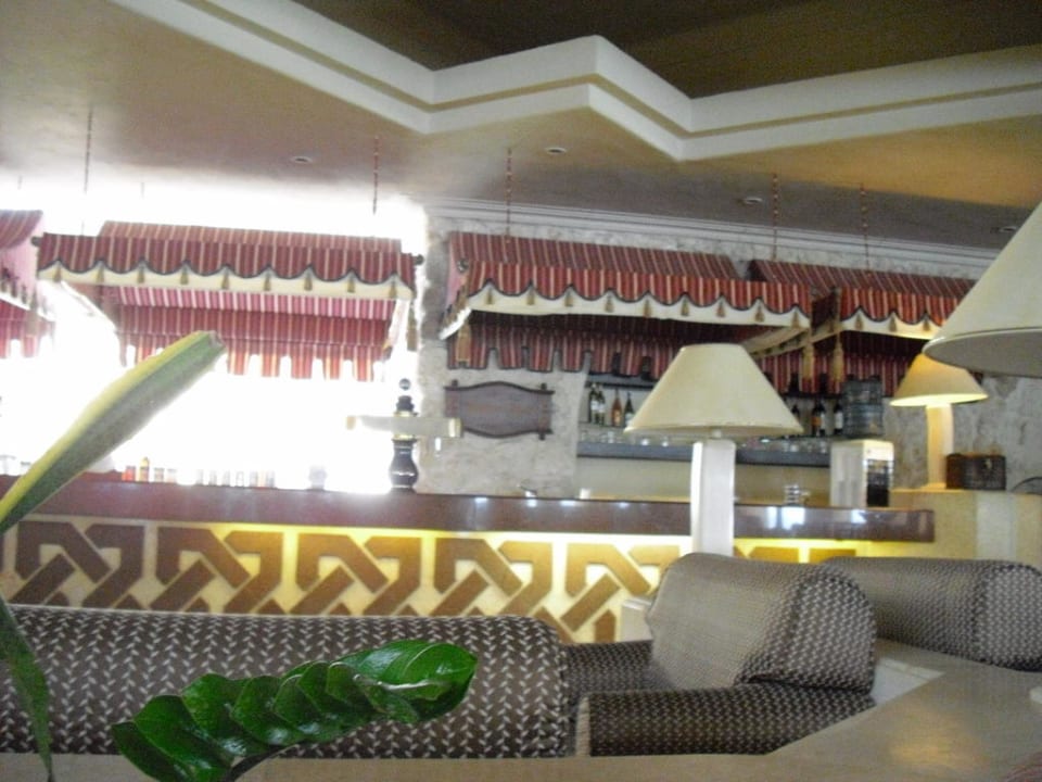Das ist die Lobbybar Pickalbatros Citadel Resort