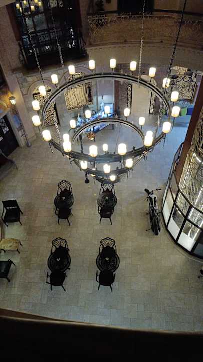 Lobby Hotel Thalia Unique