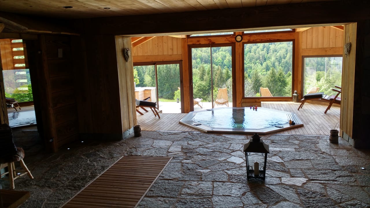 Sport & Freizeit Là Haut & Spa