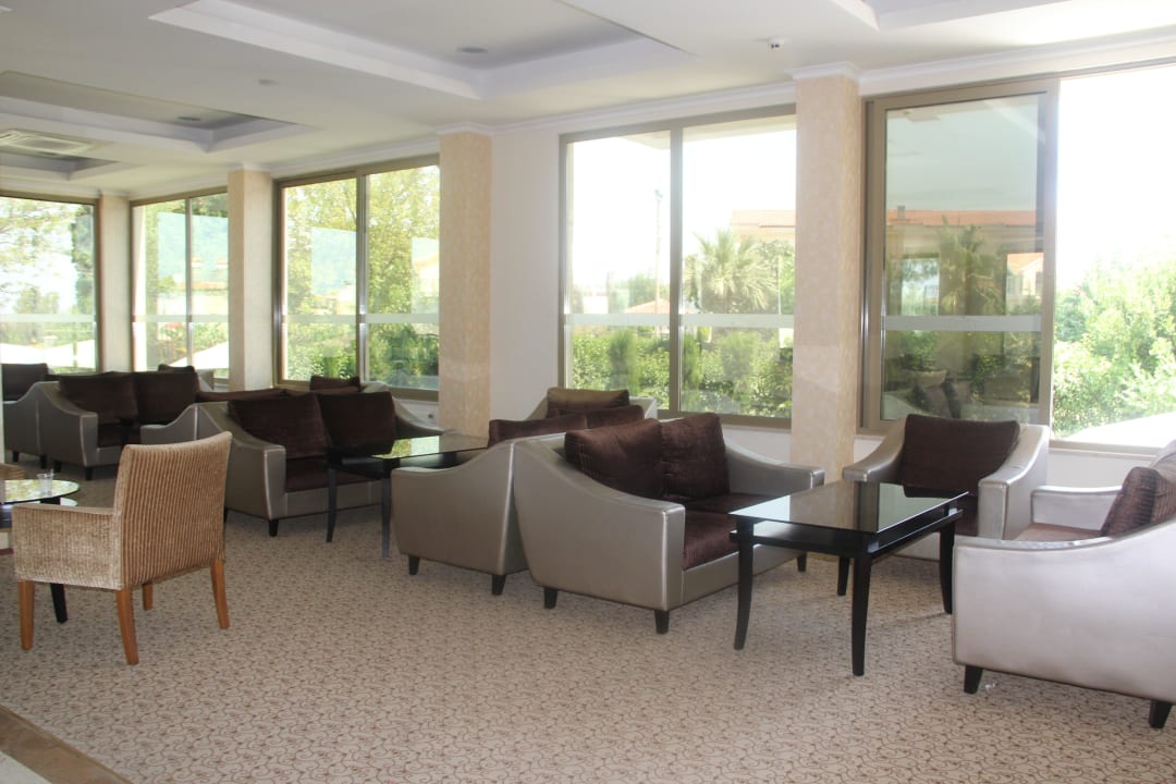 Fernsehraum Akbulut Hotel & Spa