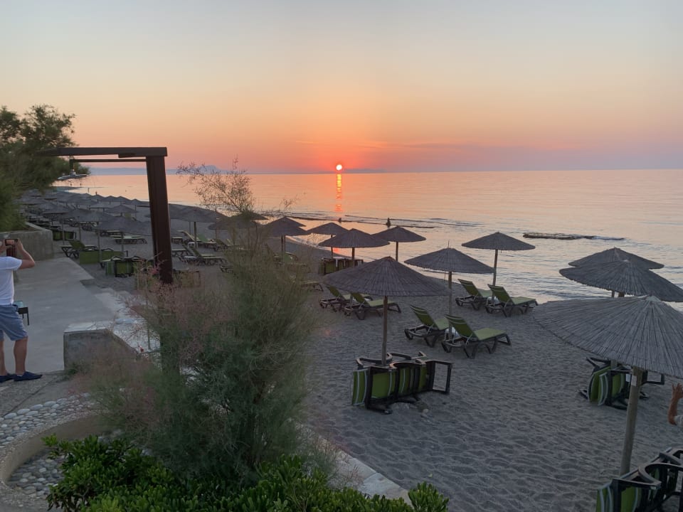 Strand Rethymno Palace