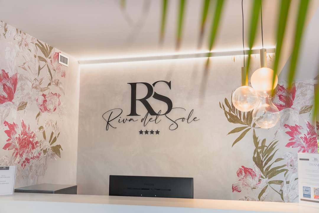 Lobby AHG Riva del Sole Moniga