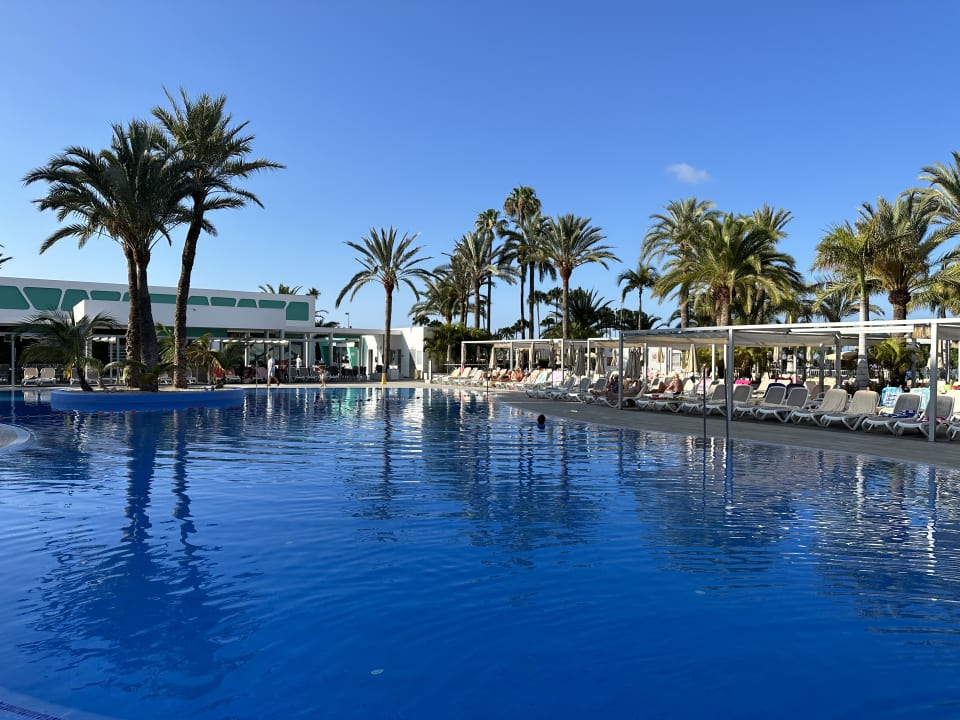 Pool Hotel Riu Papayas