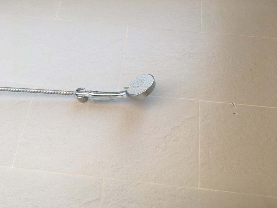 Zimmer Arize Hotel Sri Racha