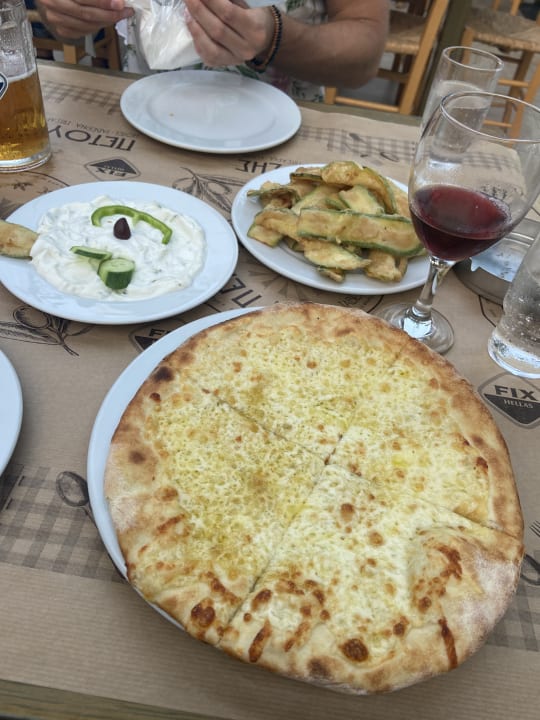 Gastro Petousis Hotel & Suites