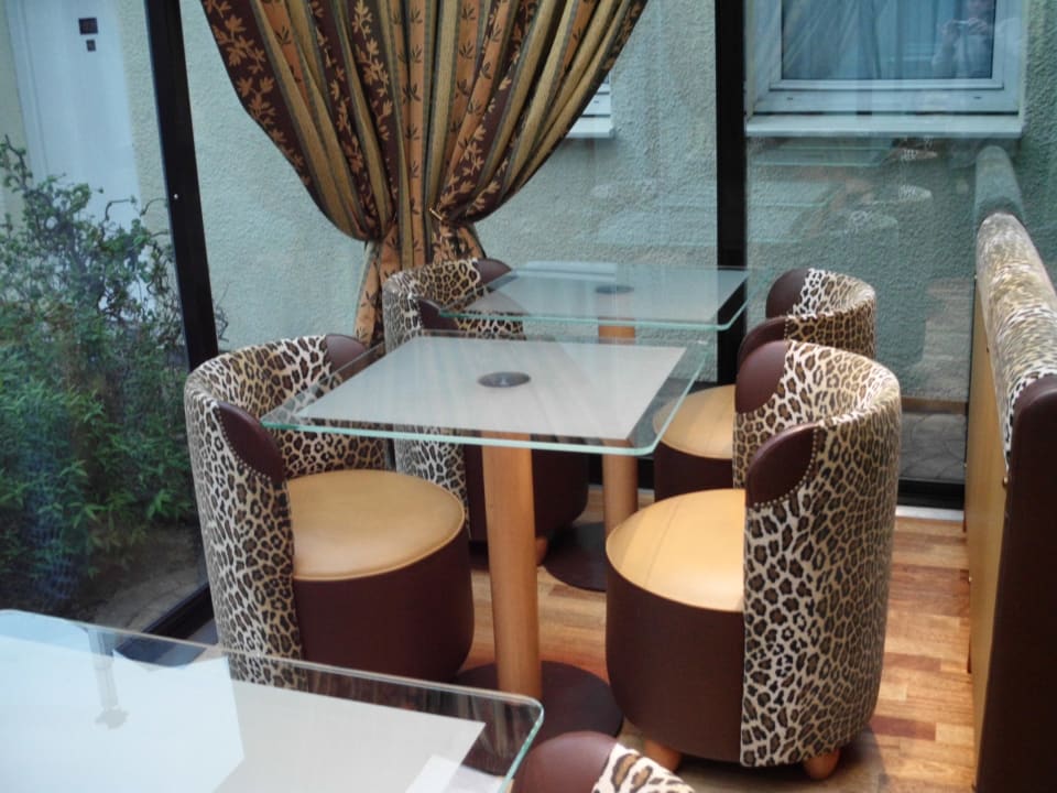 Wintergarten im Restaurant Mercure Paris Malakoff Parc des Expositions