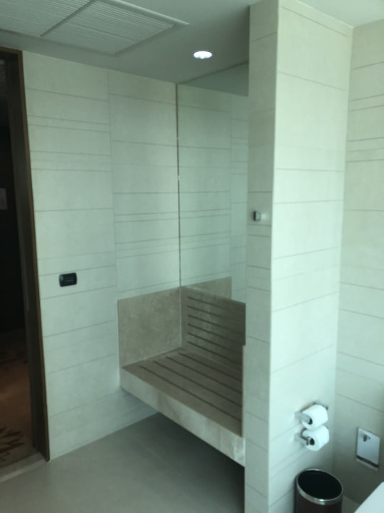 Zimmer Eastin Grand Hotel Sathorn