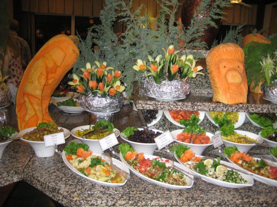 Am Rohkostbuffet  Trendy Aspendos Beach Hotel
