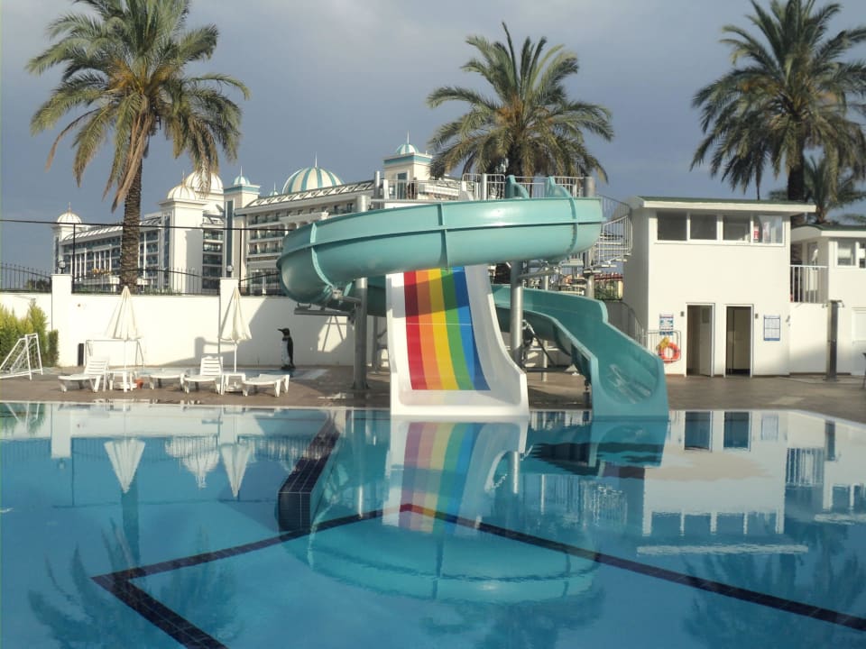 Rutschen am Pool Palm World Side Resort & Spa