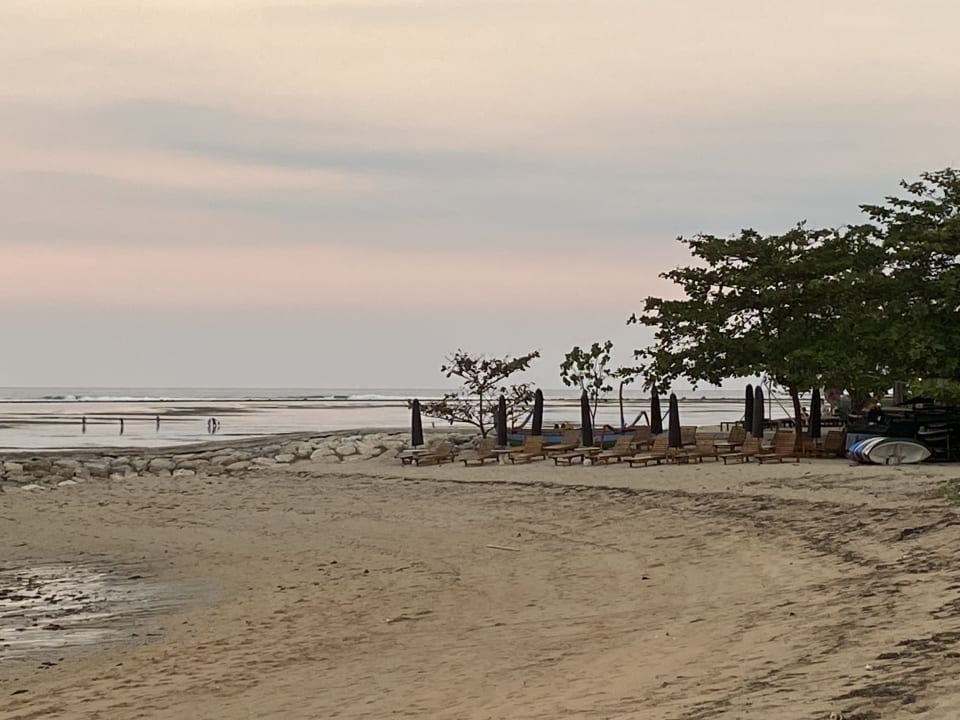Strand Griya Santrian Beach Resort & Spa