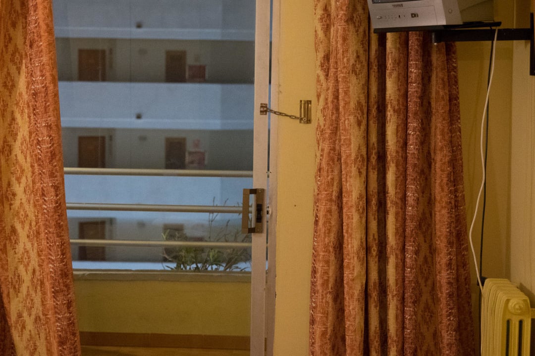 Aufgebrochener Balkon Bei Juan Playa Blanca