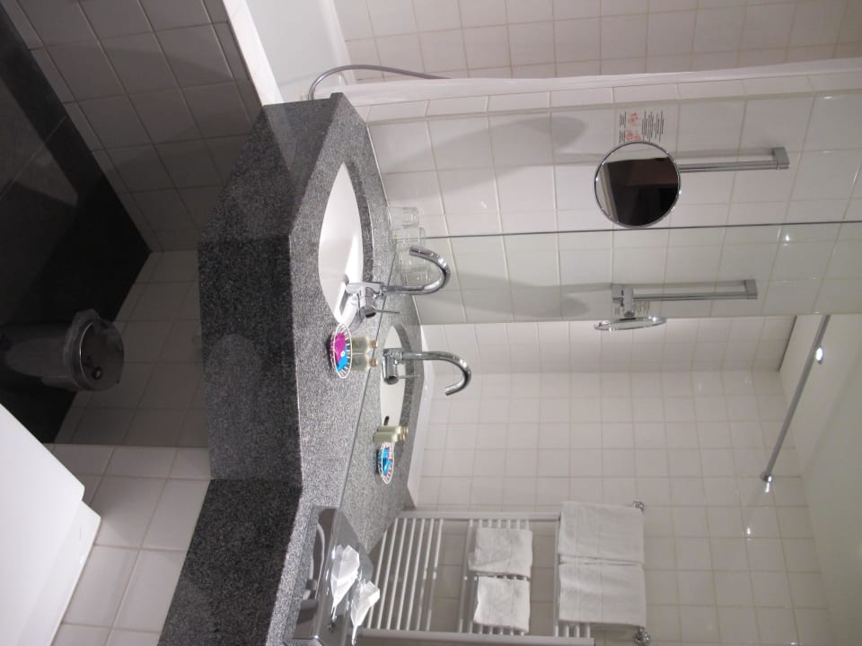 Zimmer Hotel Villa Carlton